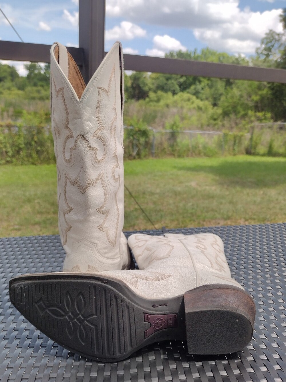 Ariat Cream Western Heeled Cowboy Boots with Brown Heel - Picture 6 of 16
